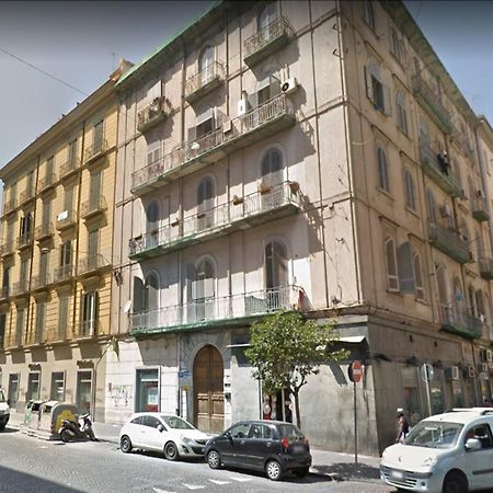 Naples To Live Panzió Kültér fotó